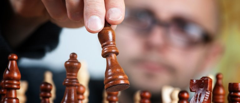 PAROLE [11] - Strategia